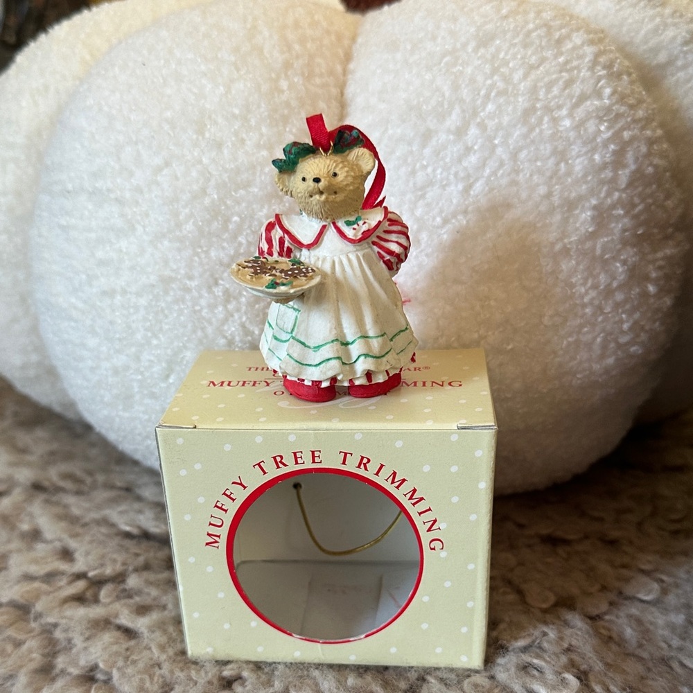 Vintage Muffy Vanderbear  Ornament tree trimming - Red and Green
